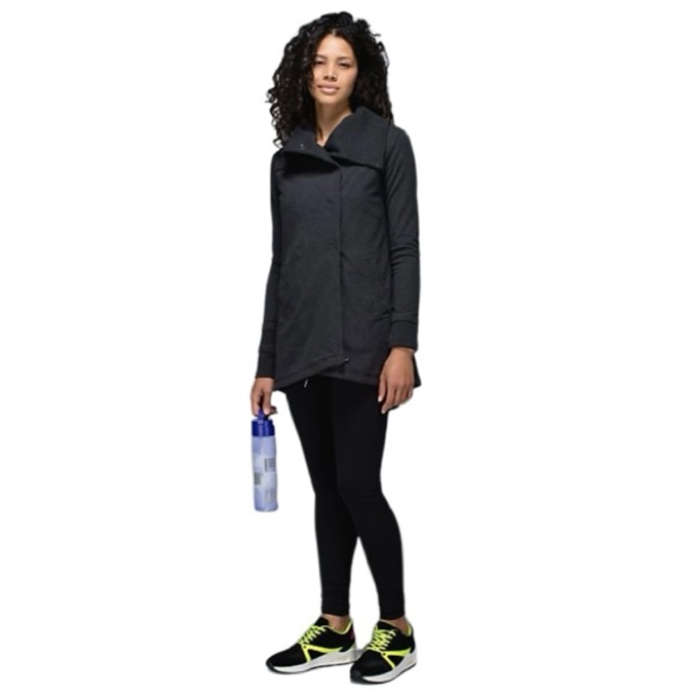 Lululemon Gratitude Wrap Heathered Black